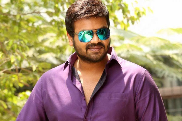 ActorKhayyum's tweet photo. Happy birthday @HeroManoj1 garu. Wish you only the best things to happen in the year ahead.
Wishing you all the success for your future films !! https://t.co/g2WgxzqFcm