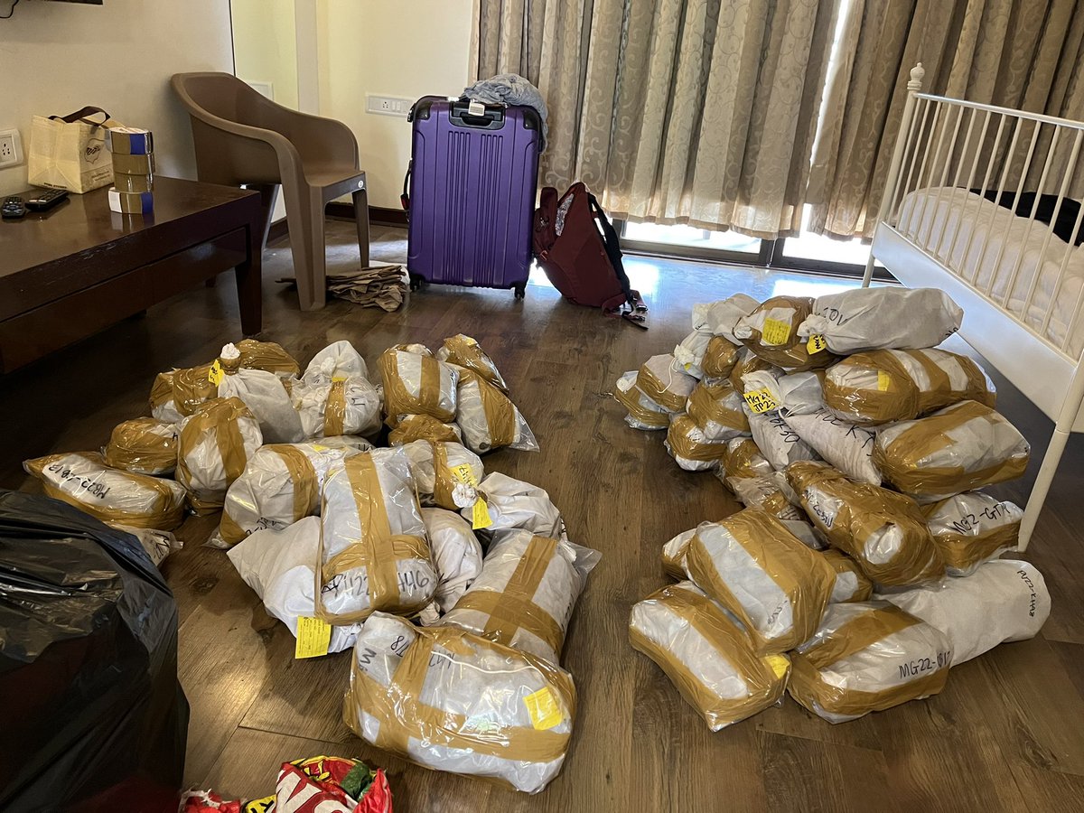 MMijjum's tweet photo. “Can’t believe airport security thought our samples were suspicious”
The samples in question: https://t.co/d70fbPOl0P