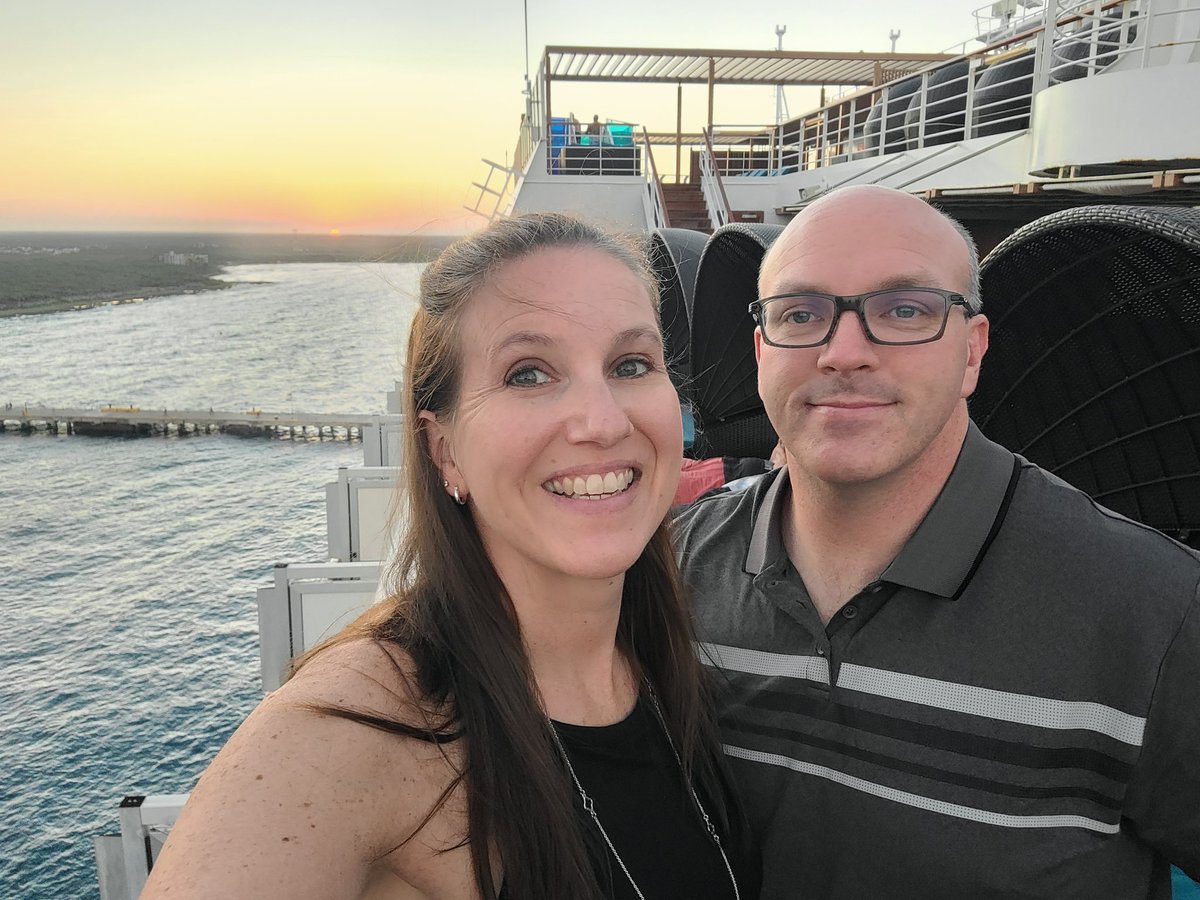 ShellMarchant's tweet photo. @CarnivalCruise We were so thankful to be back onboard the Dream this past January! 3 more on the books (and secretly wanting to plan more)! 😉 https://t.co/vcl17iOO5Q