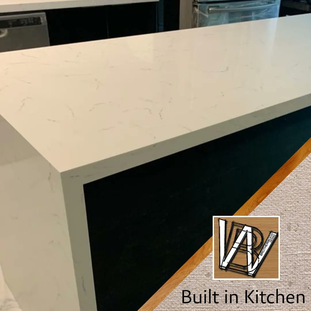 BrotherwoodC's tweet photo. Built-in kitchens that make the most of all the available space, made with quality materials resistant to heat and humidity, that will last for many years  
Brotherwoodcarpentry@gmail.com 786-296-3911

#builtinkitchen #interiordesign #decodeinteriores #kitchencabinet #carpinteria https://t.co/uDyefhZcjF