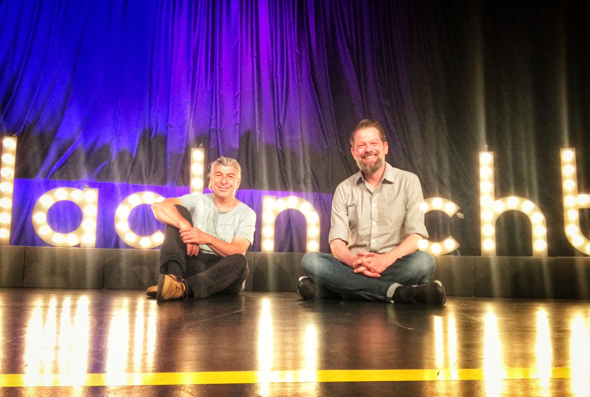onkelfisch's tweet photo. Kleiner Postershot vom vergangenen Wochenende. Wir freuen uns einfach wieder live zu spielen. "WAHRHEIT - die nackte und die ungeschminkte" u.a. am 21.5. in BIELEFELD im Zweischlingen, am 15.6. in KÖLN im @senftoepfchen  Zu Empfehlen: https://t.co/4DQ4E8VwML https://t.co/hkapUTlyvT