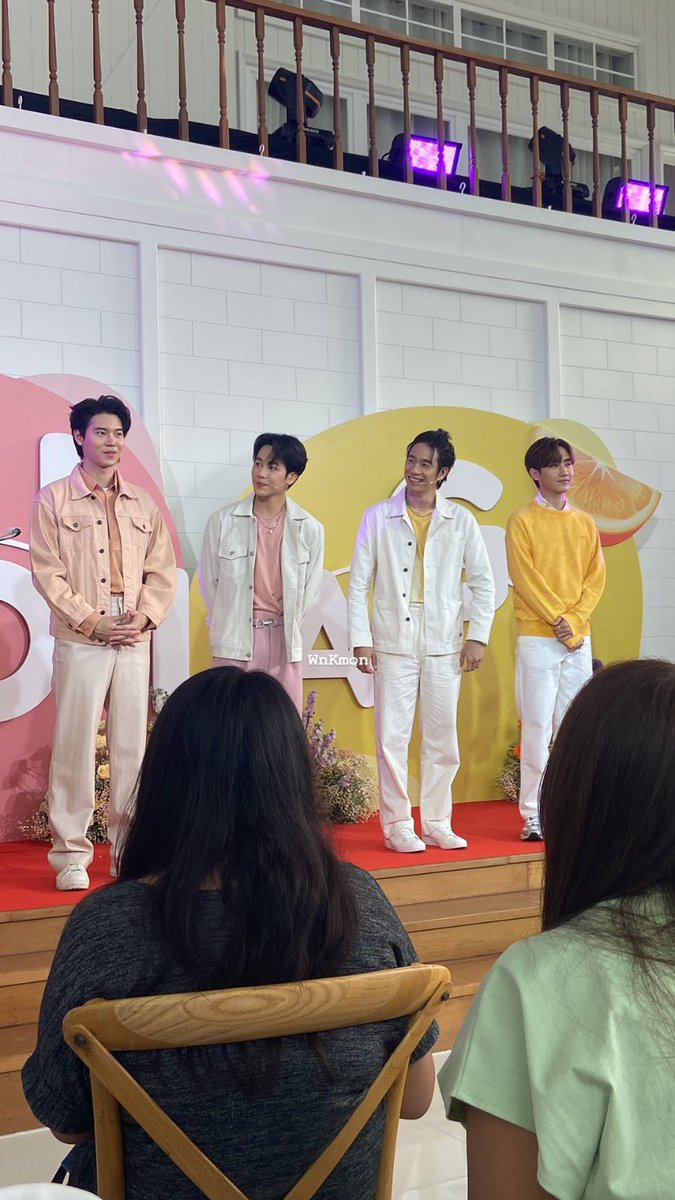 วันนี้เก่งมากๆเลยค้าบ ทุกคนเลย สนุกมากๆ ขำจนเหนื่อย😂💗💛🤏🏻 #COLLAGMEETWITHYIN #warwanarat #yinyin_anw #marksiwat #prompayy