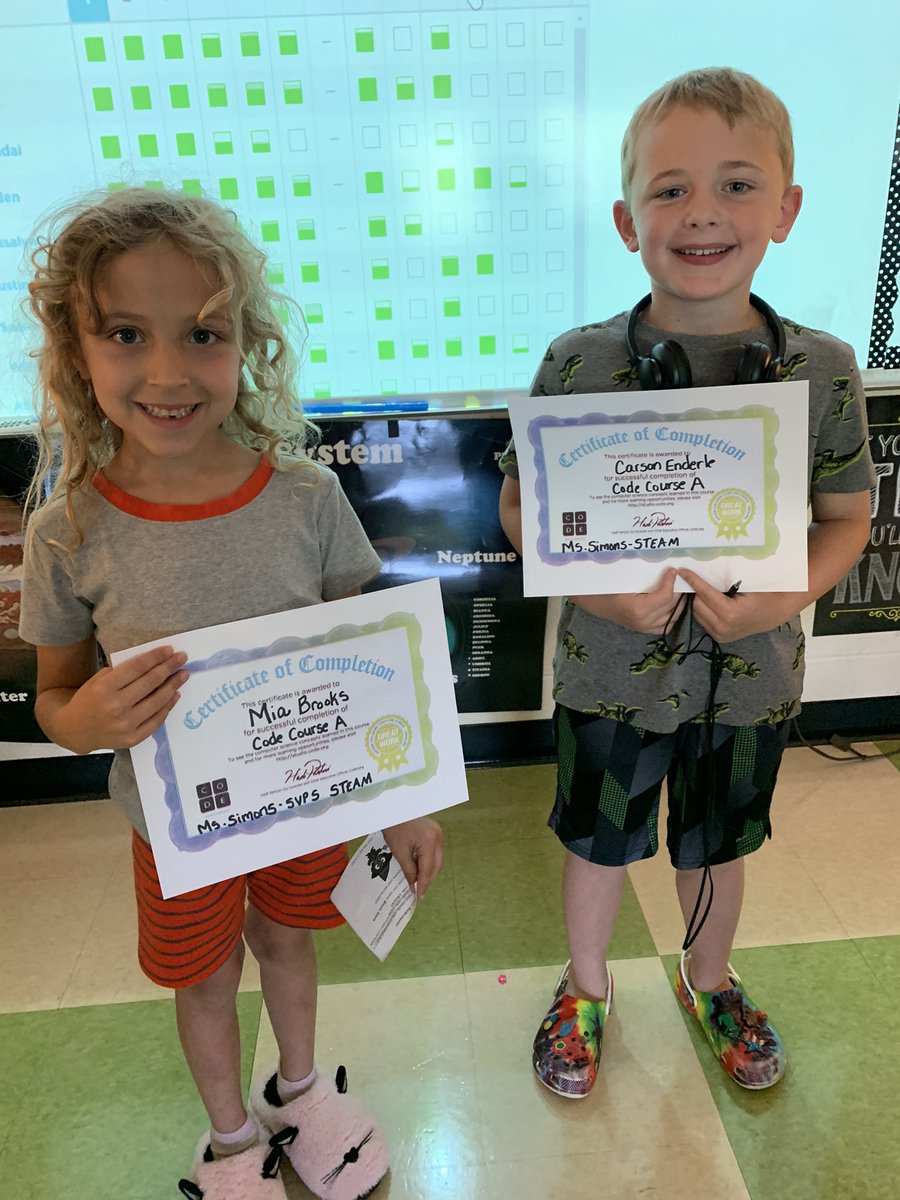 MelissaDSimons's tweet image. Celebrating these #codingexperts for completing their @codeorg course for the year. Raise your hand if you wish you had been taught how to code in elementary school! 🙌🏼 @ShilohValleyPS @AGHoulihan @jttopp @CourtneyBodenh1 @Kellyennis306 #FutureReady #codinglife #codingisfun
