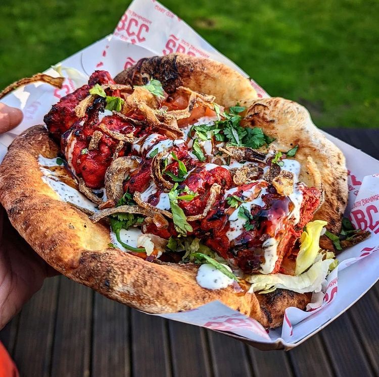 Cheeky Tikky! 😍

Chicken Tikka on a naan bread by @sbcurryclub

#eatwell #eatclean #tastemade #ingredient #birmingham #brumfoodies #birminghamfood #birminghamfoodies #birminghamfoodie #herbertsyard #digbethdiningclub