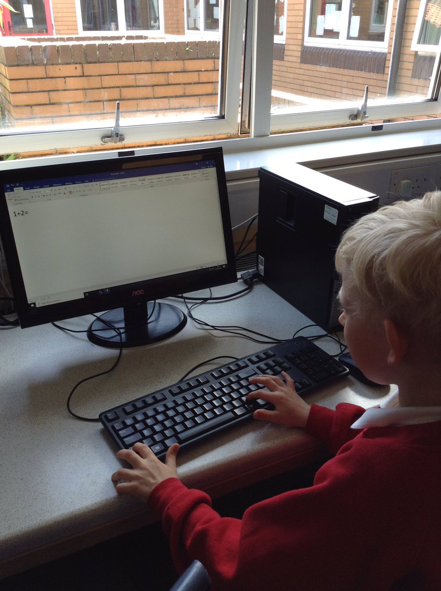 sps_year_1's tweet photo. Yesterday Beech Class were learning how to use symbols on a computer. #computing #Year1Computing https://t.co/WRUCfnvOHD