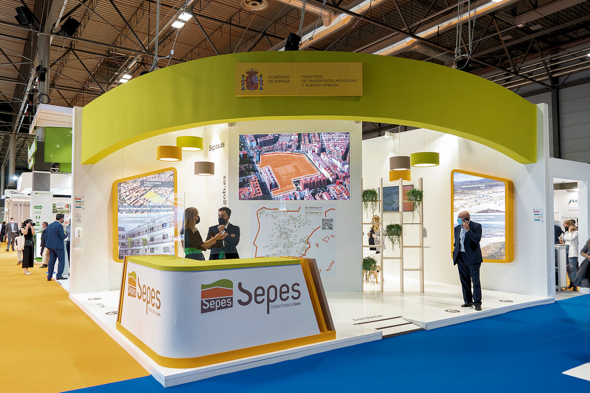 Sepes's tweet image. 📢 Sepes presentará en @simaexpo el suelo que está desarrollando, incluido en el Plan de Vivienda para el Alquiler Asequible del @mitmagob 

🗣️ Su participación se completará con la presencia en dos mesas del foro #SIMAPRO

➕info: sepes.es/es/content/not…