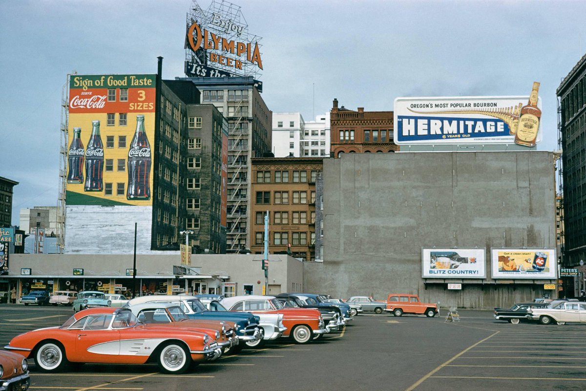 AliensResidence's tweet photo. Fred Herzog - Modern Color https://t.co/UuBn2dG2xl