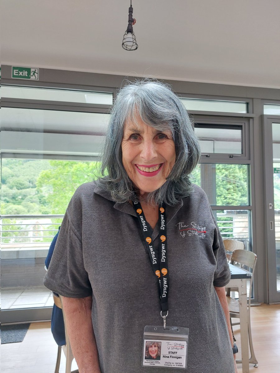 MusicNow16's tweet photo. We wanted to give a little shout out to Nina Finnigan @bryncynonstrat for being a brilliant @InterlinkRCT peer mentor for the group. Moving forward with our plans for the future. Thank you 😊 https://t.co/a1XHFuhxEA