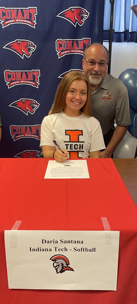ConantSoftball's tweet photo. Congrats to Janessa Gonzalez and Daria Santana who will both continue their career at the college level next year. 🥎 We are so proud of you! 💙❤️ https://t.co/dXi12EL0yk