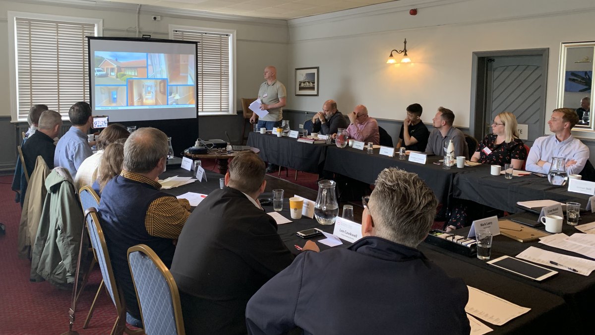 BNI Business Team Nottingham (@nottingham_bni) on Twitter photo Another good presentation yesterday from our Painter and Decorator Mark Benner of B4 Painting. Mark can take on all forms of decorating for both residential and commercial customers.
He has years of knowledge in this area, so get in touch today E: mark@b4painting.co.uk Another good presentation yesterday from our Painter and Decorator Mark Benner of B4 Painting. Mark can take on all forms of decorating for both residential and commercial customers.
He has years of knowledge in this area, so get in touch today E: mark@b4painting.co.uk