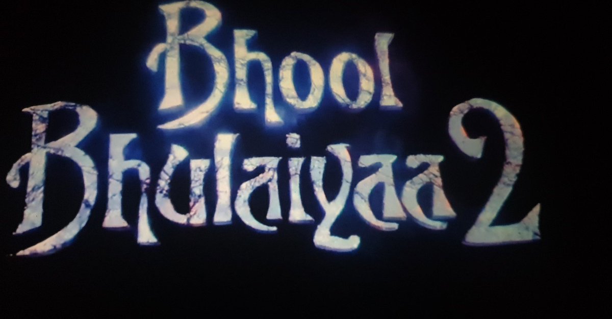 imrjshine's tweet photo. Watching #BhoolBhulaiyaa2  its going well for now the only dislike is the BGM which reminds me of Neeli pakistani drama 🙄🙄 they could have use better BGM for horror scene 😶😶😶 https://t.co/Wr9zXoBWLL