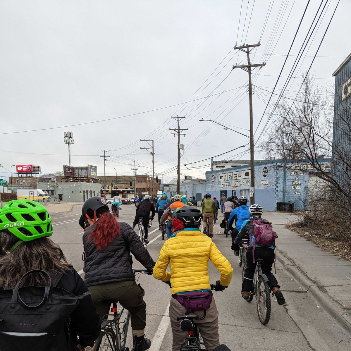 BikeMN's tweet photo. Happy #BikeToWorkDay! What's your favorite thing about your bike commute? Stay safe, have fun, and happy riding! #BikeWalkMN https://t.co/UssUTcUEWG