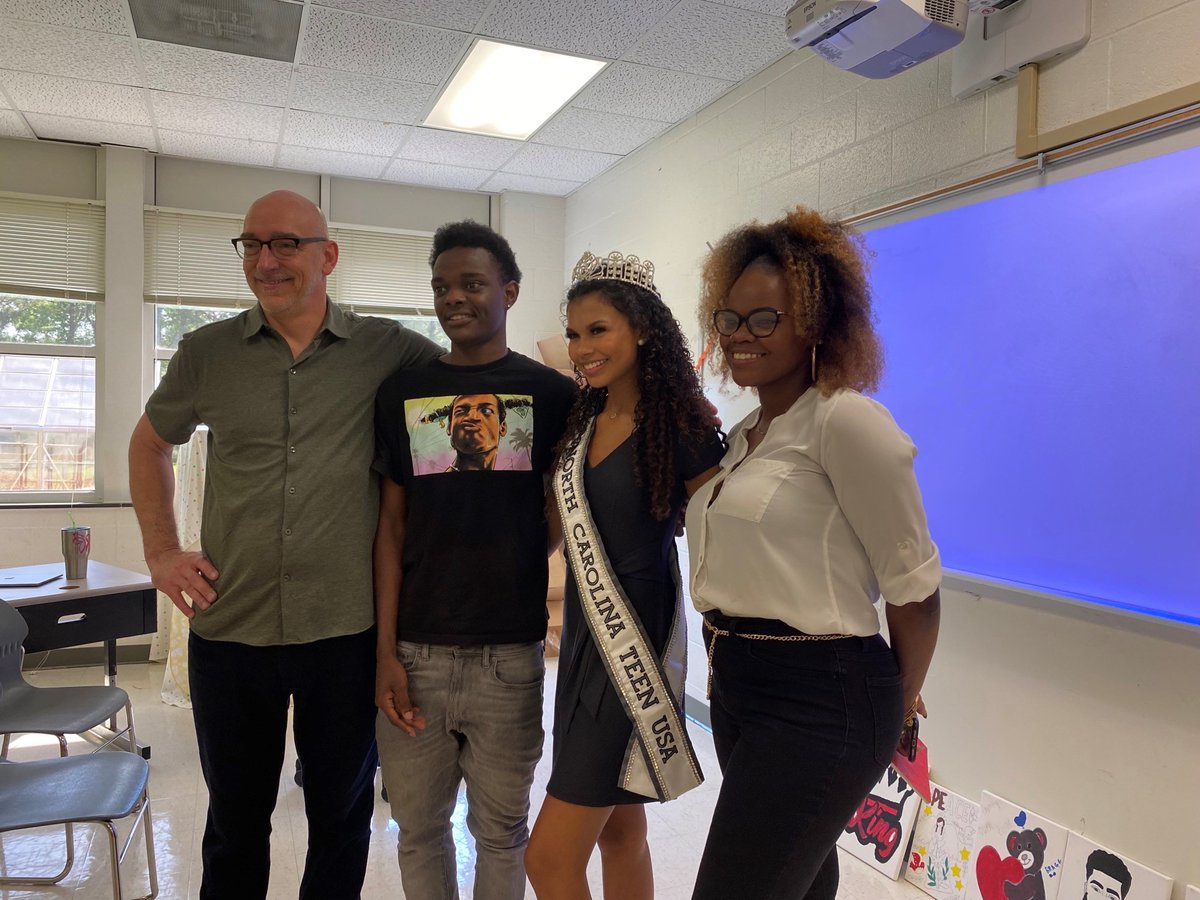 Lakeview School tweet media