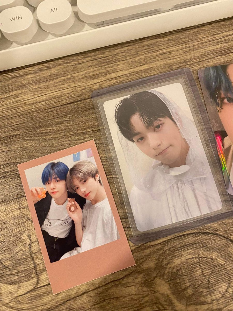 yorucart's tweet photo. π #hapiyoru
Hi ate @txtcarteu !! Sorry for the late feedback pero Soobin binyag came home na !!! Thank you for the safe packaging, freebies, and for hosting the hatian po !! Skl nagulat ako dun sa freebies π₯Ή again, thank you po ulit >< https://t.co/aRiGumHYM8