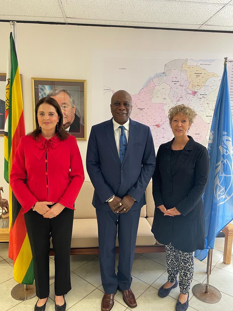 1/2 Dutch Human Rights Ambassador @BTahzibLie has enjoyed wide ranging meetings on #HumanRights, elections & rule of law. 🇿🇼🇳🇱 Thanks to: ➡️Justice Minister Hon Ziyambi ➡️Human Rights Commission ➡️UN Zimbabwe ➡️Diplomatic missions