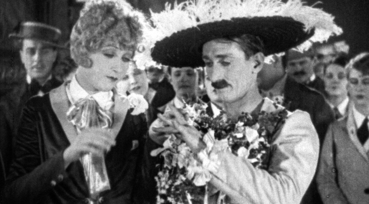 Gender Rebels coming to #Harrogate!

A double bill of silent film queer comedy - What's the World Coming To? + Rowdy Ann - with live piano at <a href="/HGtheatre/">Harrogate Theatre</a> Monday 13th June 7.30pm

Tickets: ysff.co.uk/whats-on/gende…