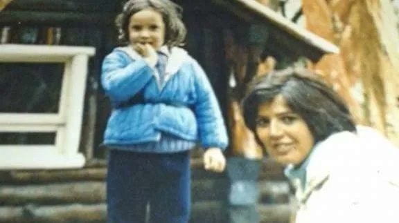 mechaymecha's tweet photo. Entre ellas a Rocío Martínez Bobolla, Mamá de @re_superblonda y @TodosLosCamilos quienes presenciaron en secuestro con apenas 8 y 4 años respectivamente.  SERA JUSTICIA https://t.co/tF6rAzqidU