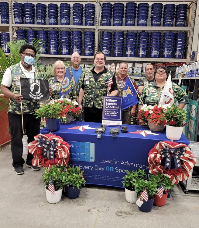 Proud to be apart of a company that supports our fallen soldiers and their families, military express check out is a hit in Lowes 86 of Virginia Beach <a href="/TimAlli95204668/">Tim Allison</a> <a href="/eric_marler/">Eric Marler</a> <a href="/BenitoKomadina/">Benito.Komadina@Lowes</a> <a href="/BlueBoxR1/">@BlueBoxR1</a>