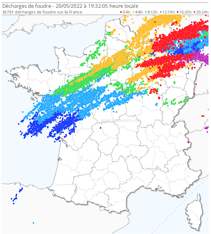 Les #orages se poursuivent ce soir sur la #Lorraine puis l'#Alsace. Cette journée du 20 mai est la plus électrique de l'année à ce jour avec plus de 36000 éclairs détectés sur le nord du pays. 