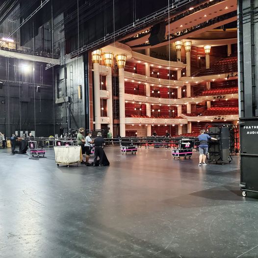 It's load in day in West Palm Beach, FL at Kravis Center and we open for a week of disco music, mirror balls and dancing tonight! Let's get the party started! <a href="/kraviscenter/">Kravis Center</a> #summerontour #donnasummermusical #liveperformance #disco #westpalmbeach #florida #jointheparty
