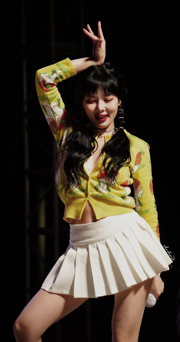 dadaxi9898's tweet photo. #현아 #시립대
오늘 러블리 현아!!!!
언니 진짜 멋있다!!!! https://t.co/K5QzV4i7qx
