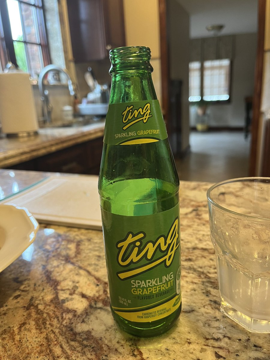 Frankie66000319's tweet photo. @TINGSODA Why wait till thanksgiving?  Having one right now!  Wife agrees it’s a wonderful beverage!  And made with REAL SUGAR! https://t.co/cEwLQnxnPc