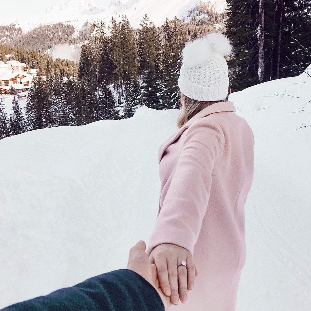 lilyclarecom's tweet photo. Sealed with a Kiss 💍💋💍 The most memorable proposals are made of these. #lilyclare #thecaratclub #weddingproposals #she_saidyes #jewelgram #swoonworthyproposals https://t.co/XoEzNvAlwz