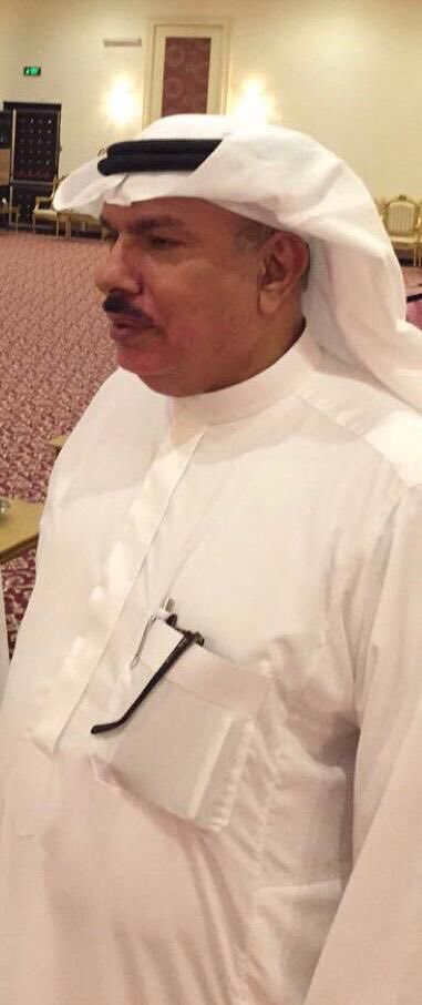 M_Jalali's tweet photo. @ikhushib @majed9824 @alsalman_i الاخ و الصديق الغالي
احمد الحمدان
ابو عبد الله من الطف الرجال و اسمحهم
عرفته منذ الصغير لم تتغير طيبة قلبه الكبير
و حب الجميع له
رجل متواضع سهل التعامل يحترم الجميع
سبق و قلت بيتين في مدحه عام1991 (كما في الصورة👇🏼)

مرحبا باللي لفا مثل المزون
نجدة للمستغيث من الظما
#عنيزة https://t.co/xWTCb34BhL