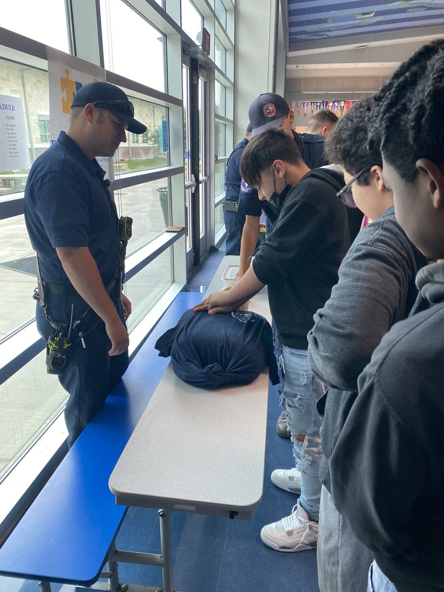 Jarrell Fire Department/RMS/dispatch visiting during lunch! <a href="/Jarrell_ISD/">Jarrell ISD</a>