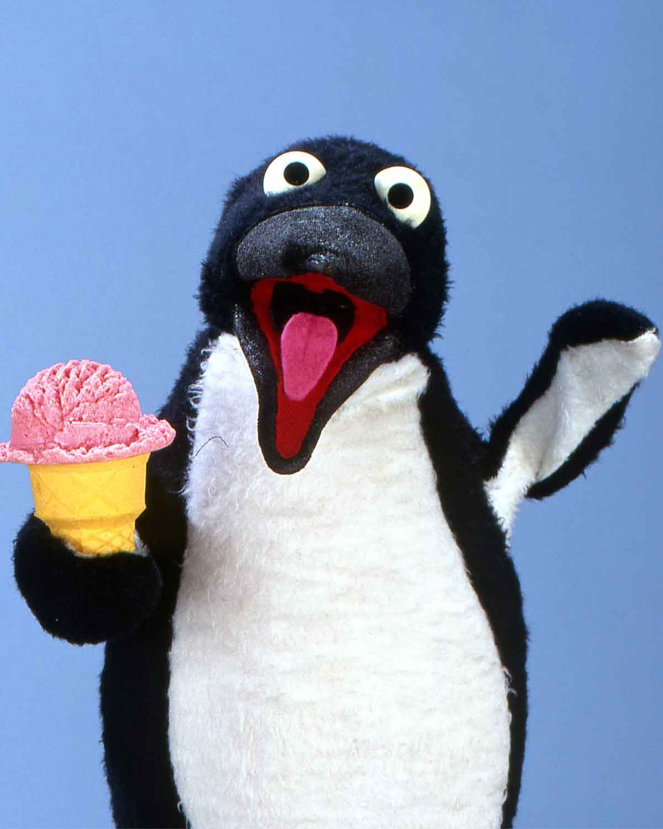 Want the scoop on how to stay cool this summer? Take it from the penguins and keep an unlimited supply of ice cream nearby! 🍦🐧