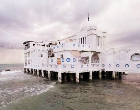 De concert avec la municipalité de la #Marsa, j'ai sollicité au nom de <a href="/TunisieUnesco/">TUNISIE UNESCO</a> le soutien technique et logistique de l'@Unesco pour la sauvegarde et la valorisation de #Kobbet_lehoua désormais classée patrimoine national
#Tunisie 
#Unesco 
#قبة_الهواء
#لتراثنا_معنى