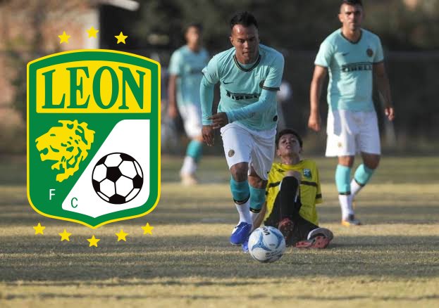 waloquera's tweet photo. 🚨CONFIRMADO.

Gustavo Ronal es nuevo jugador del Club León . Llega procedente del torneo de los soles. 🦁⚽️ https://t.co/rJcpjpteHO