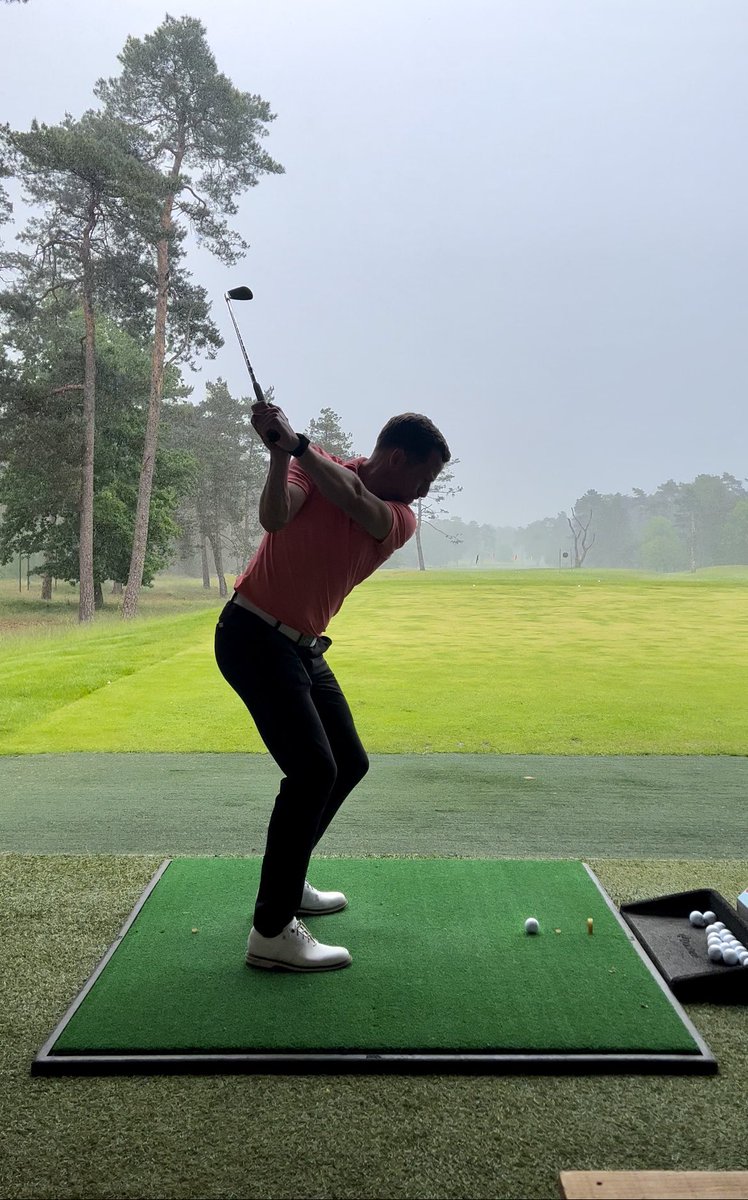 Practice time at the range ⛳️ <a href="/Rosendaelsche/">Rosendaelsche Golfclub</a> @TrackManGolf #golf #trackman #footjoy #titleist
