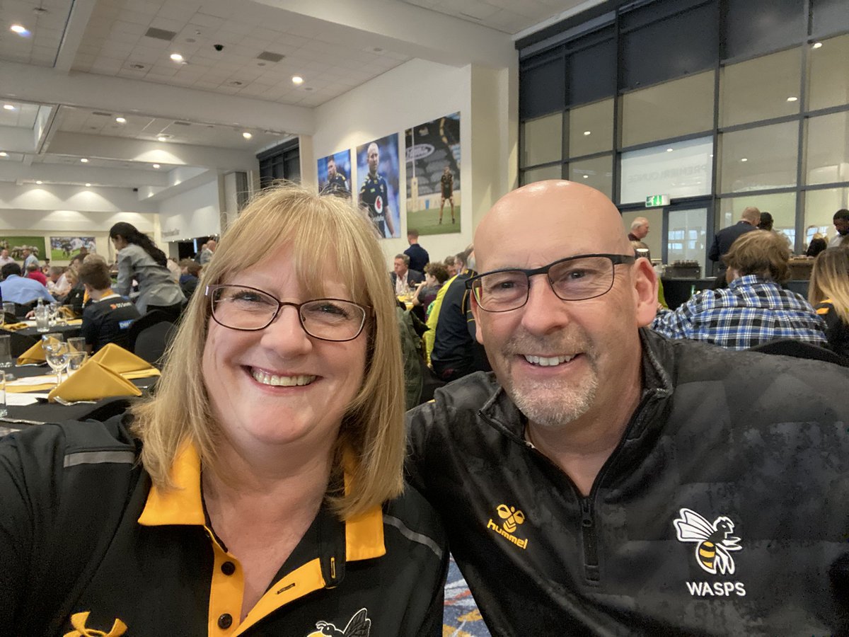 UKAFS247's tweet photo. Last game. Let’s have a win. @WaspsRugby @SaleSharksRugby @atkinsonc_  #CBSFanWall https://t.co/lcUjPY8hbo