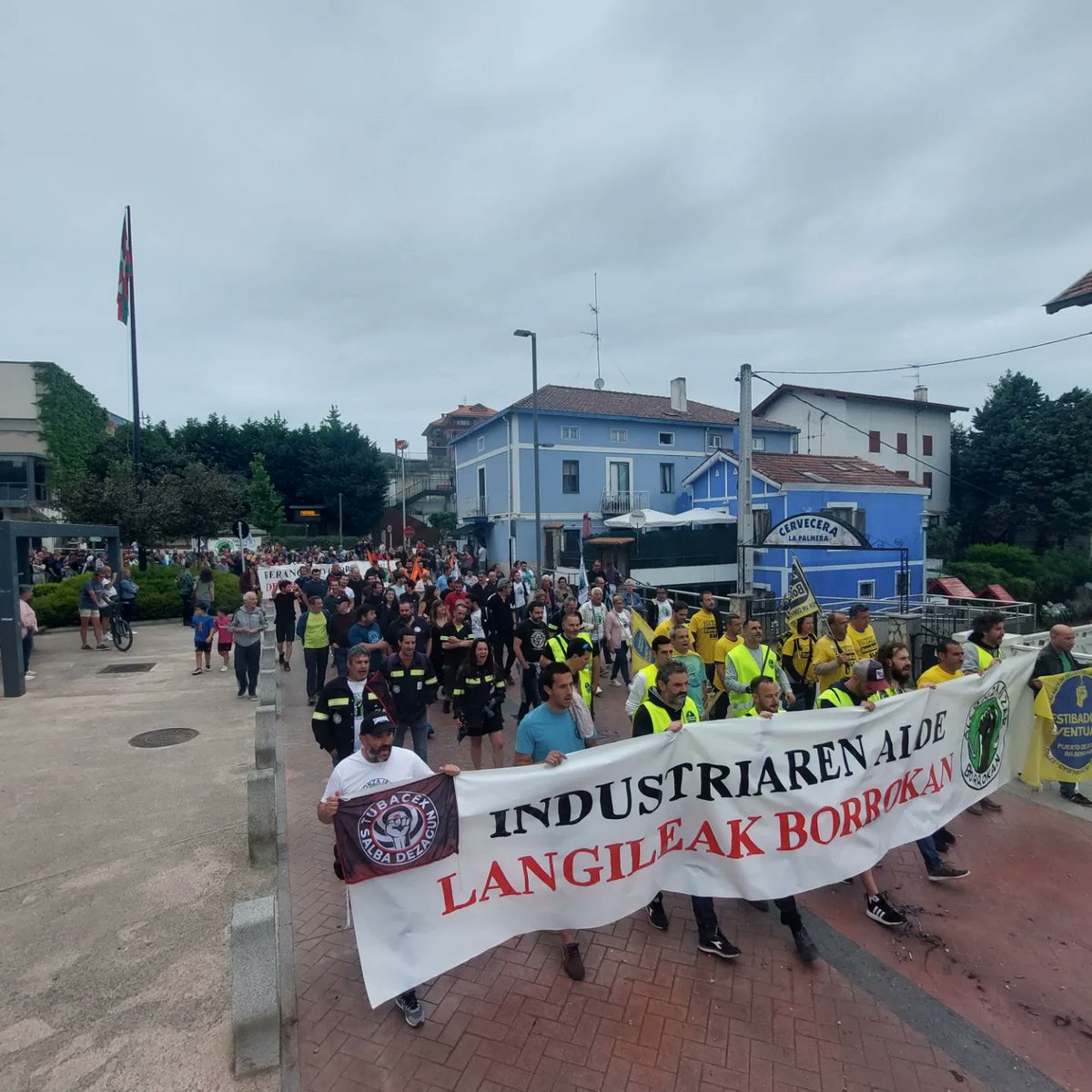 Gaurkoan Berangora etorri gara <a href="/Alconza8/">Alconza</a> ko lankideei elkartasuna adieraztera!!
#enalconzanosobranadie 
#borrokadabidebakarra