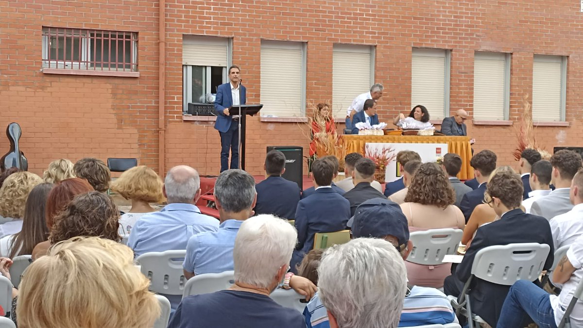 Ayuntamiento de Alcalá de Henares tweet media