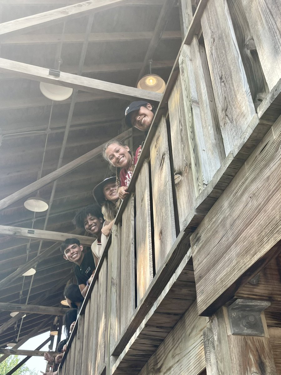 LMatejo's tweet photo. @SMHS_SMCISD @smhs_2022 #seniortrip is underway! 💜 https://t.co/InTCbyb9m4