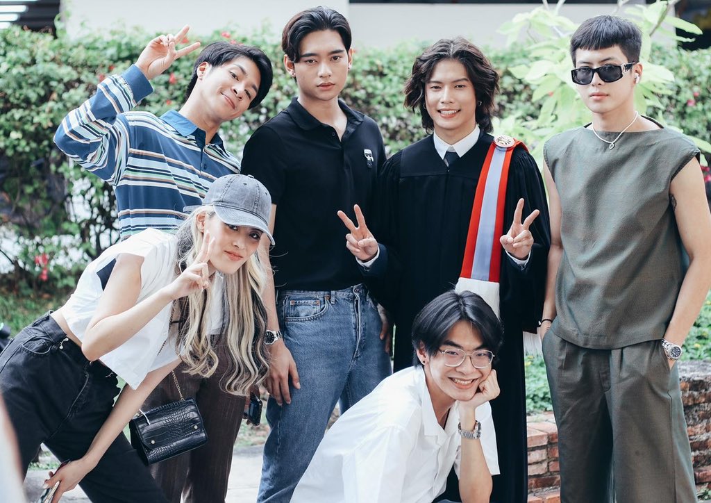 pxxcard's tweet image. แค่รู้ว่ารักเธอ เท่านั้นพอ ❤️ #turbomodel #ซ้อมรับปริญญาเทอร์โบ