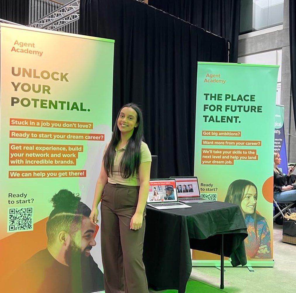 We made it. It's Friday! 🤩

We've had a fantastic week that has kept us very busy! Here are some of this week's wins:

⭐️ Mental health first aid training with <a href="/MHFAEngland/">MHFA England®</a> 
⭐️ <a href="/ManMetUni/">Manchester Metropolitan Uni</a> Next Steps Fest!
⭐️ Networking with @promanchester at @Pointblanksho 

See you next week!