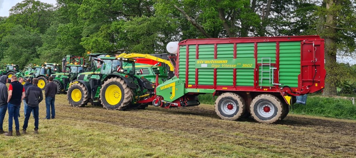 Feedback from <a href="/Scotgrass_Event/">ScotGrass</a> this week was that due to the rising costs of plastic bale wrap, some farmers are considering the switch to clamp silage. Why not talk to us about a Forage Wagon demo: ow.ly/aoGX50JcP9G

#silage #forage #foragewagon #grass #multicut #firstcut