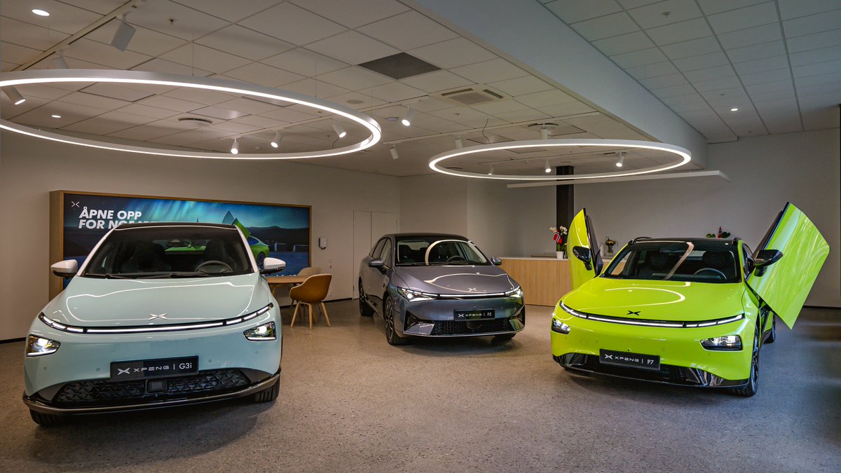 XPENG_Global's tweet photo. The first XPENG Experience Store in Norway 🇳🇴 is officially open to meet EV enthusiasts in Bjørvika, Oslo. Experience future mobility at our store!

#ElectricVehicles #SmartMobility https://t.co/hi27KuYXYY