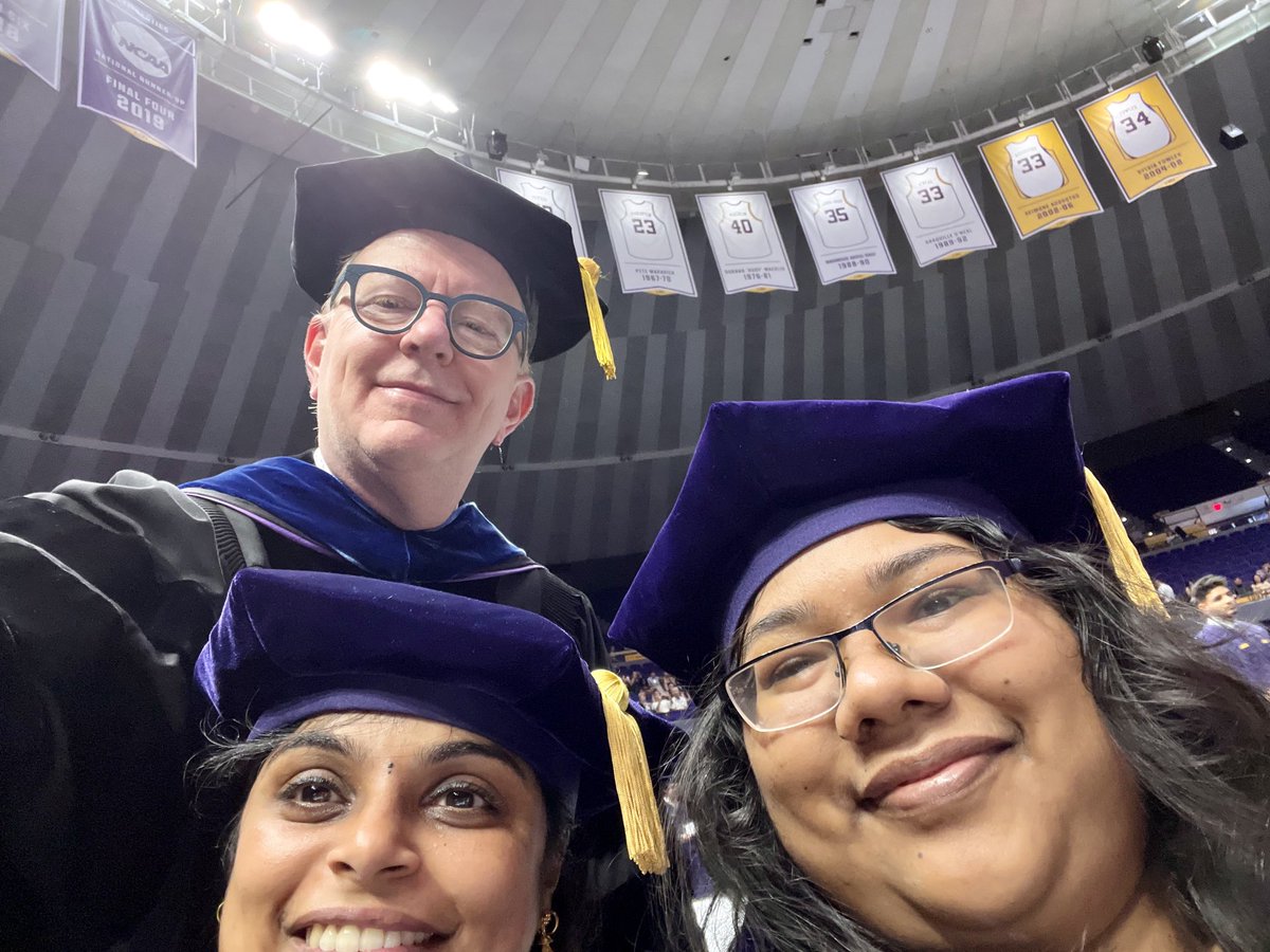 nolaforensix's tweet photo. Time for some more Ph.D.s to be born!  @lsu ⁦@LSUEngineering⁩ ⁦@LSUCCT⁩ https://t.co/DTMyhM15KD
