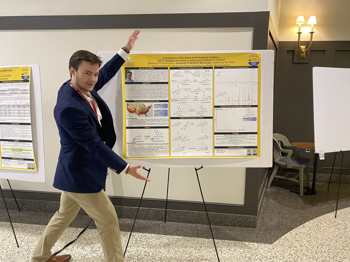 Happy to see these two fine @SouthernMiss @USMArtsSciences gentlemen scholars presenting their @RealTimeChem @ACSUndergrad research @chem_msstate Lester Andrews #GraduateResearch Symposium @msstate. @MississippiACS #chemtwitter @ChemCUR @CURinAction @acs_usm