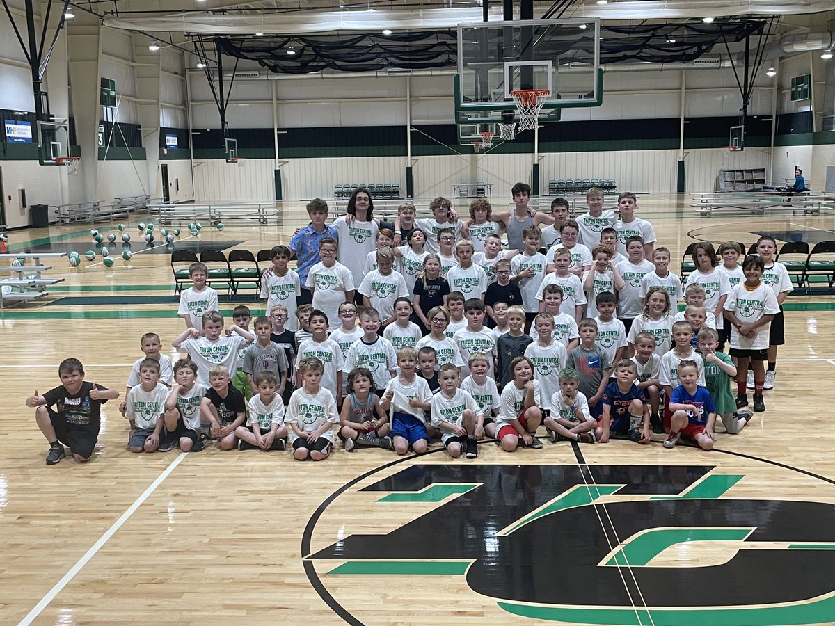 We wrapped up a great week of elementary camp last night with 68 K-4th graders. We hope everybody learned and improved, enjoyed being around our high school players, and had fun. 
Go Tigers. #TigerPride