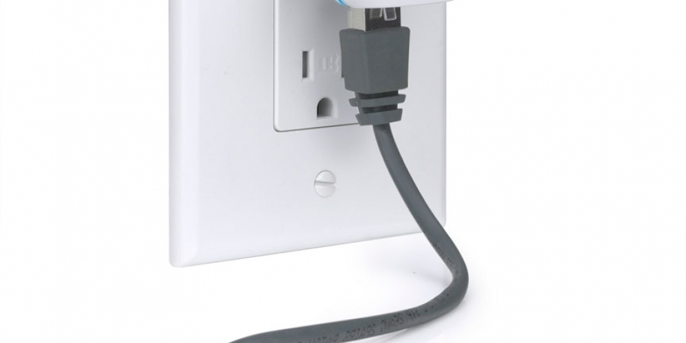 ALCWireless's tweet photo. #alcwirelesscamera ALC WIRELESS AMR300N Wi-Fi Repeater https://t.co/7Q6ZLaW7Ib https://t.co/rzPad22crD