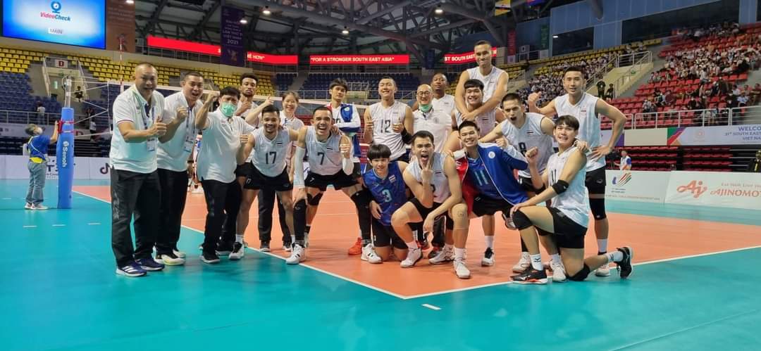 #วอลเลย์บอลชาย นี่ก็พลิกนรกโกงความตายมาหลายแมตซ์ ชื่นชมในความเป็นนักสู้สุดใจของทุกคนจริงๆ ทุ่มเทและเต็มที่กับเกมส์แม้จะแพ้แต่ก็สู้ได้อย่างสูสี

สู้ชีวิตแต่ชีวิตสู้กลับของจริง🤣🤣 แต่ก็ยังศรัทธาในพวกคุณ ชนะก็ชนะด้วยกัน แพ้เราก็แพ้ไปด้วยกัน มาเดินกันไปต่อรอชิงทองแดง
#ซีเกมส์2022