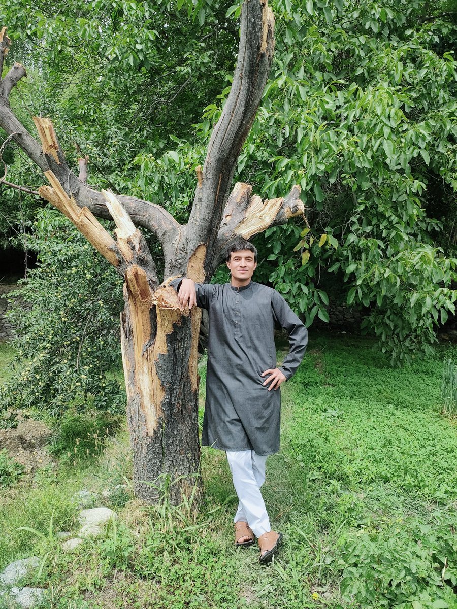 Zafar Iqbal Shahi (@zafariq73836134) on Twitter photo کس لیے کترا کے جاتا ہے م سافر دم تو لے
آج سوکھا پیڑ ہوں کل تیرا سایا میں ہی تھا
<a href="/UDaSIyaaaN/">♥Sad Urdu Poetry</a> کس لیے کترا کے جاتا ہے م سافر دم تو لے
آج سوکھا پیڑ ہوں کل تیرا سایا میں ہی تھا
<a href="/UDaSIyaaaN/">♥Sad Urdu Poetry</a>