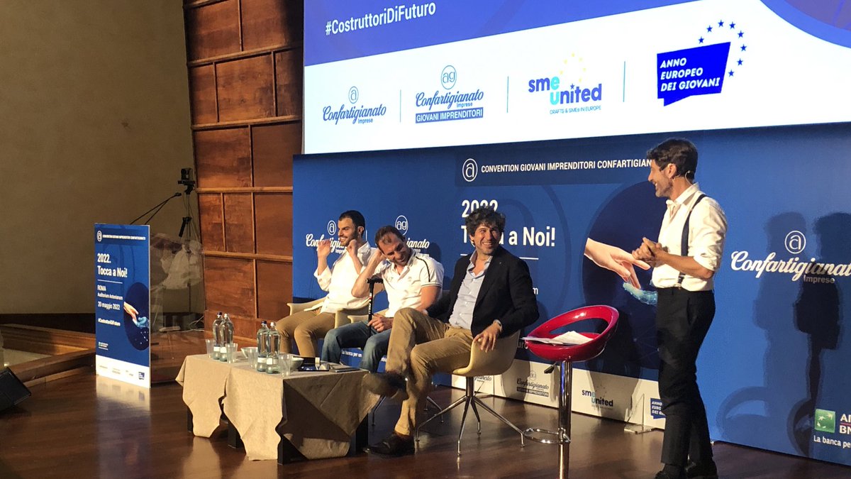 confartigianato's tweet photo. La seconda parte di #toccaAnoi inizia con la tavola rotonda dedicata alla #sfida, tratto comune tra piccoli imprenditori e #sport. Ne parlano @DemetrioAlbe, @Danielecassioli e @SimoneCiulli con @AngeloMellone https://t.co/dIyFSdV8X8