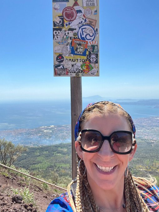 Climbing Mt. Vesuvius in Italy 🌋 https://t.co/Y7uBMO0Jgr<a href="/tag/wednesdaywisdom"class="tags"><span>#wednesdaywisdom</span></a>