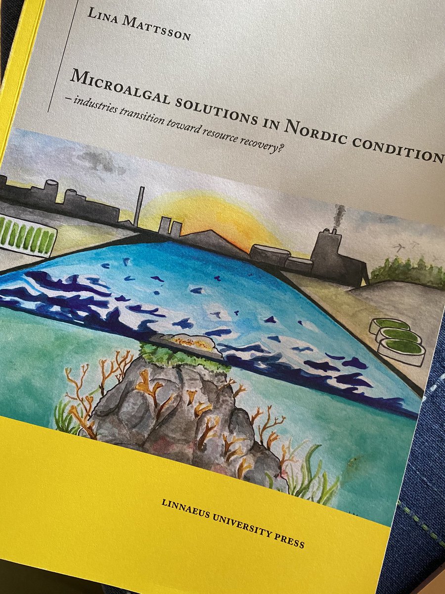 ElinLindehoff's tweet photo. Congratulations @LinaMattsson1 , now a PhD in ecology! Algal solutions to clean air and water in large scale #Algoland @linneuni https://t.co/wUn3Fui9Ko